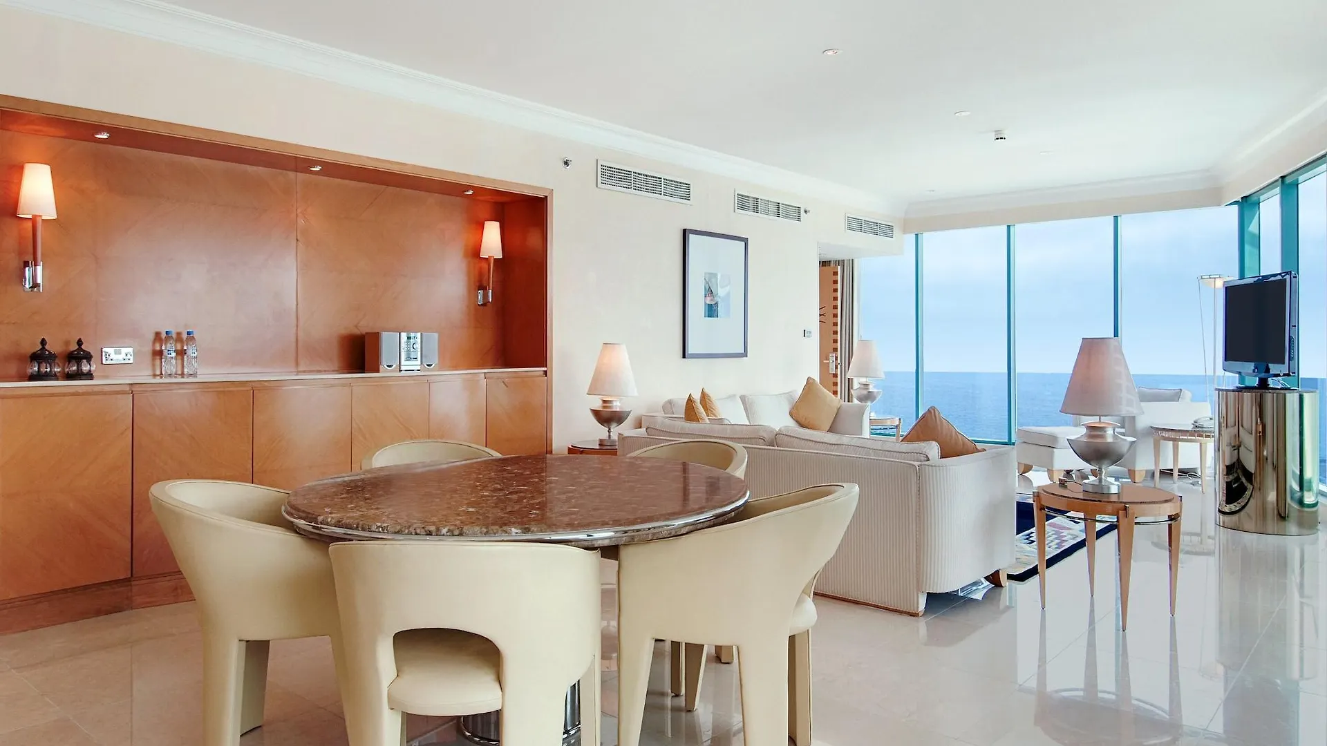 Hilton Dubai Jumeirah Resort