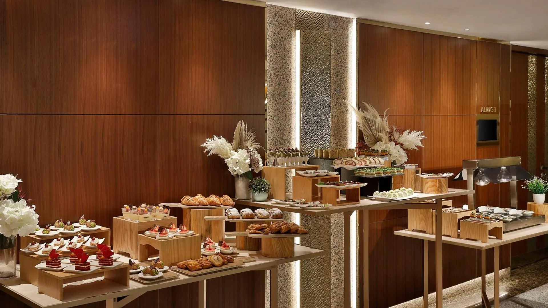 Hilton Dubai Jumeirah
